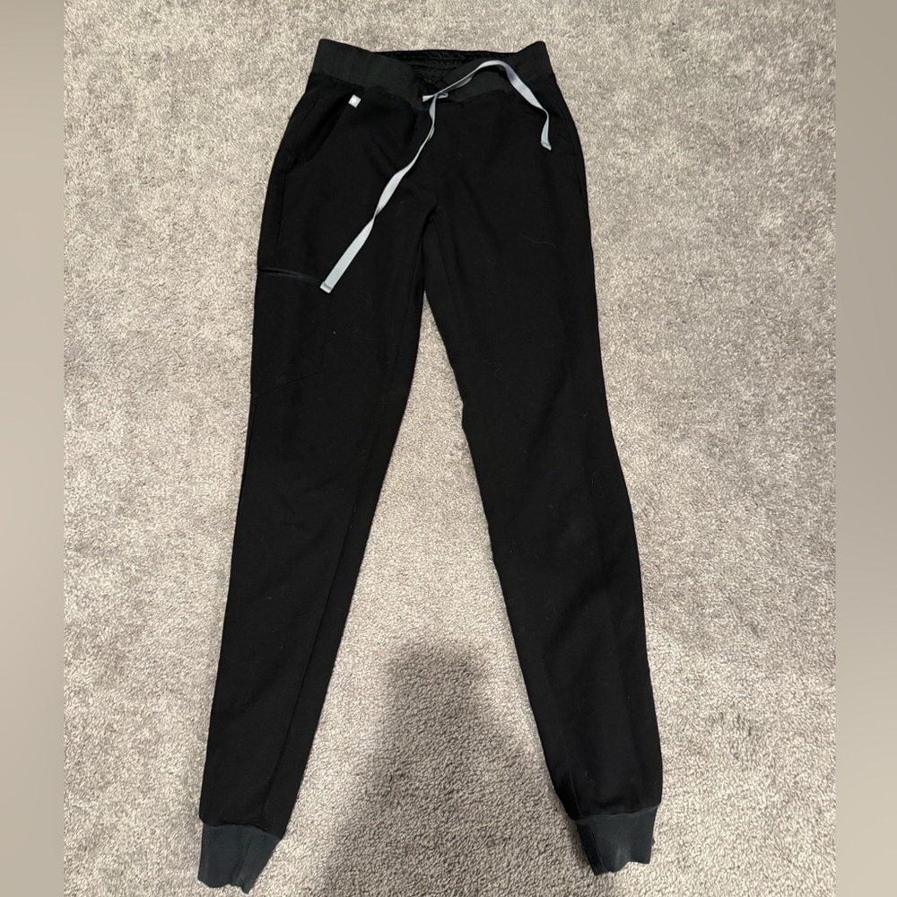 FIGS Jogger Scrubs